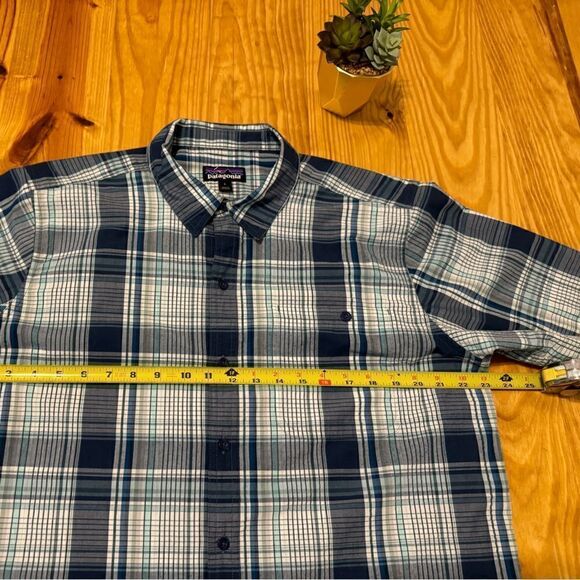 Patagonia Puckerware Button Up Shirt Mens LRG Short Sleeve Seersucker Blue Plaid - Picture 9 of 10